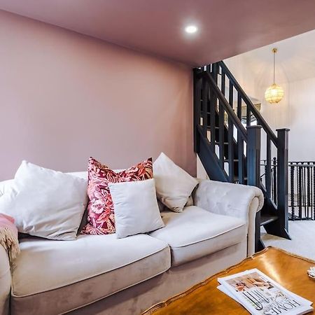 Rustic Chester Cottage Near Shops & Terrace Экстерьер фото